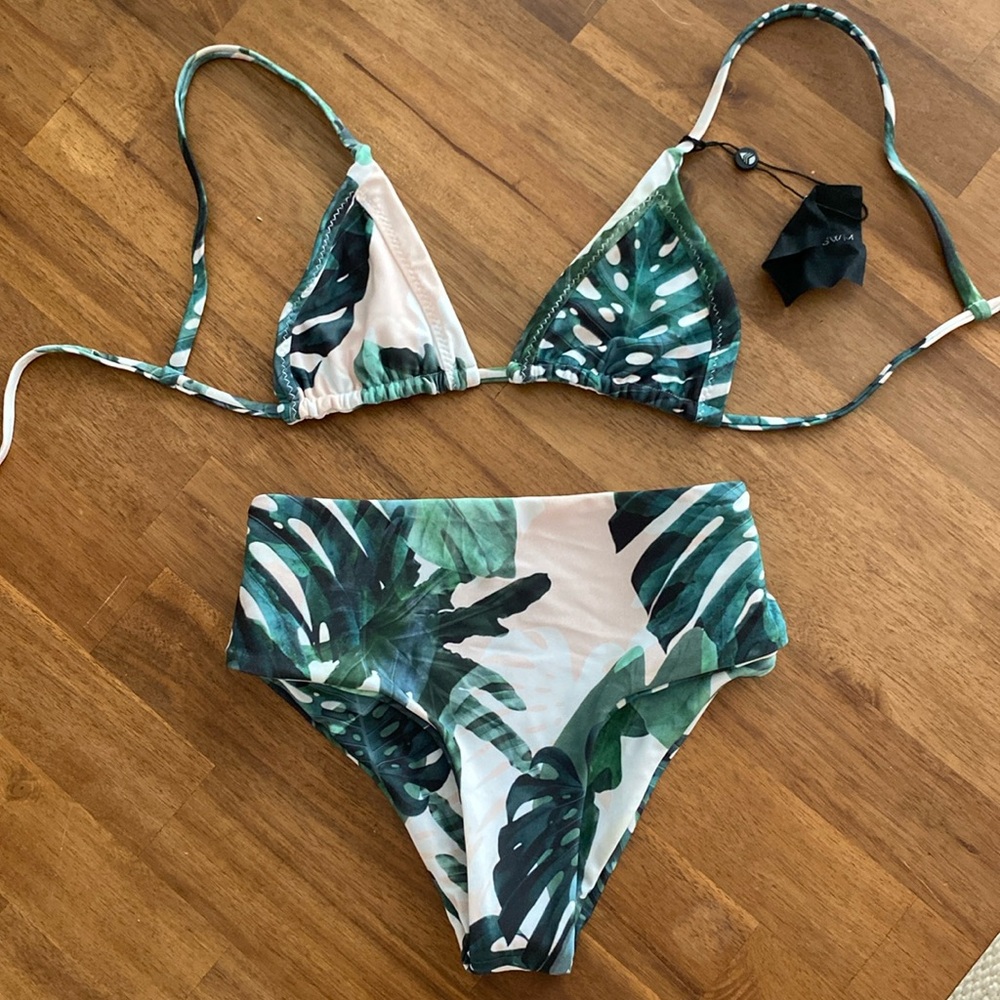 Stone fox swim palm bikini top bottoms swimsuit set